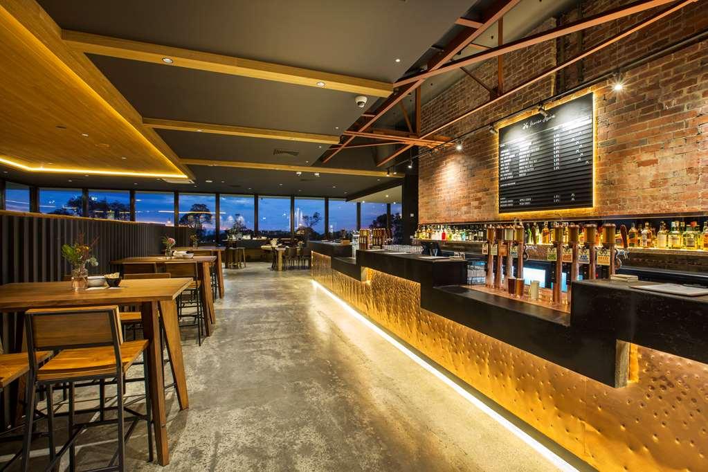 Nightcap At The Cheeky Squire Hotel Frankston Fasilitas foto