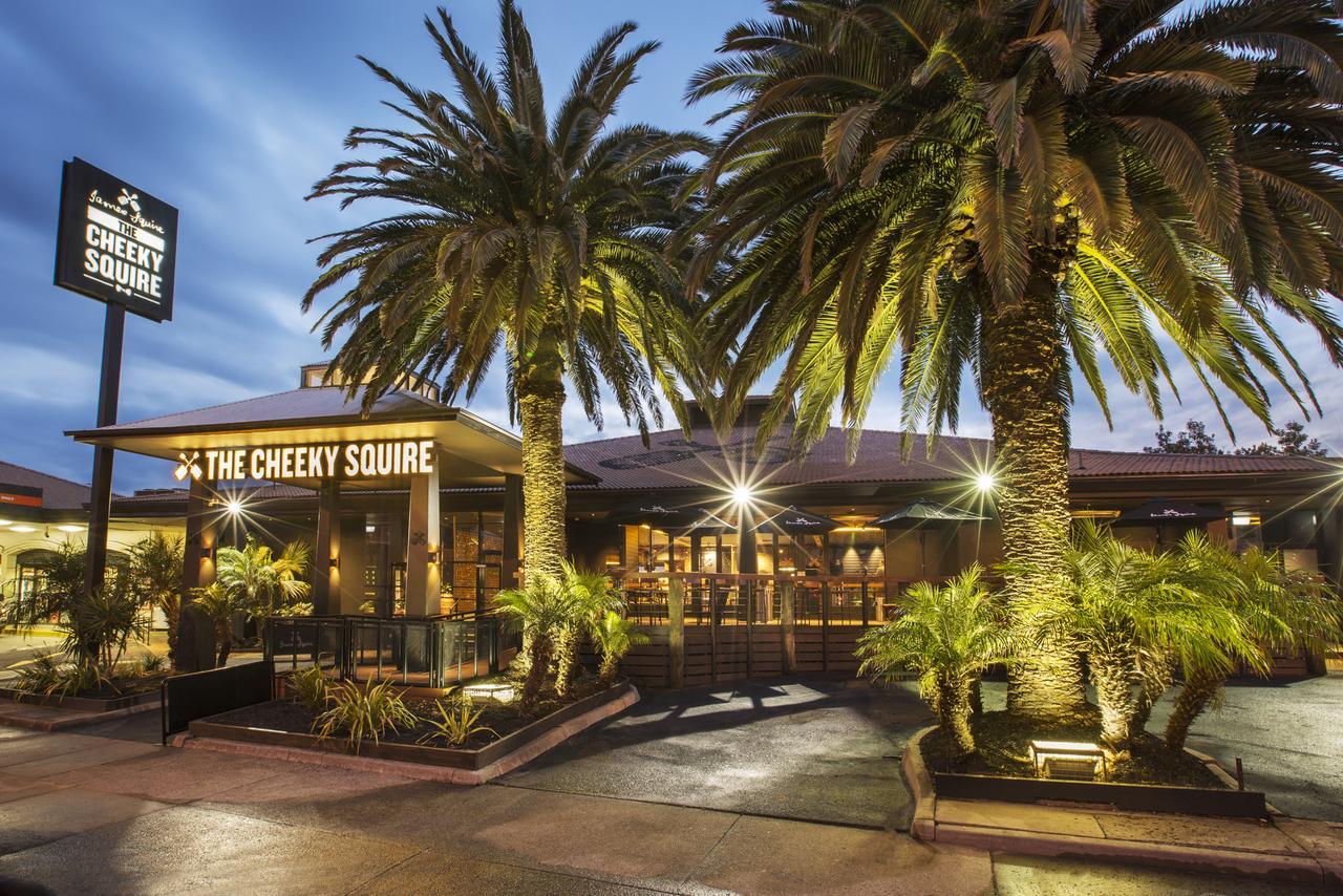 Nightcap At The Cheeky Squire Hotel Frankston Bagian luar foto